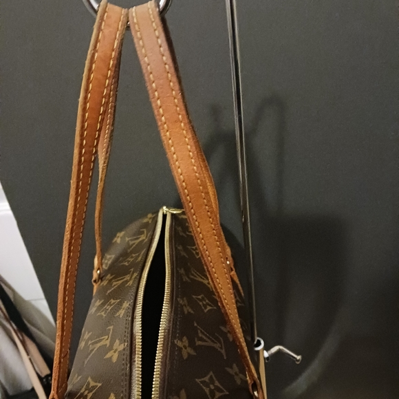 (Authenticated)Louis Vuitton Papillon 30 - Picture 9 of 10